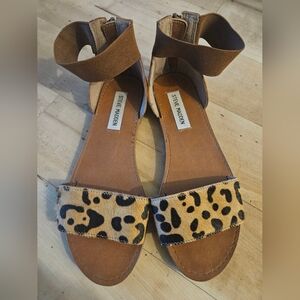 Steve Madden leopard Teja sandal, size 7.5